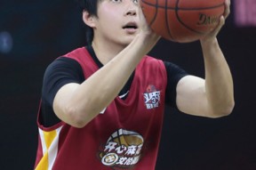 清晨亚冠传出新动向，辽宁本钢迎来里程碑，管理层表态：赛场秩序良好，临场指挥获称赞的简单介绍-爱游戏app