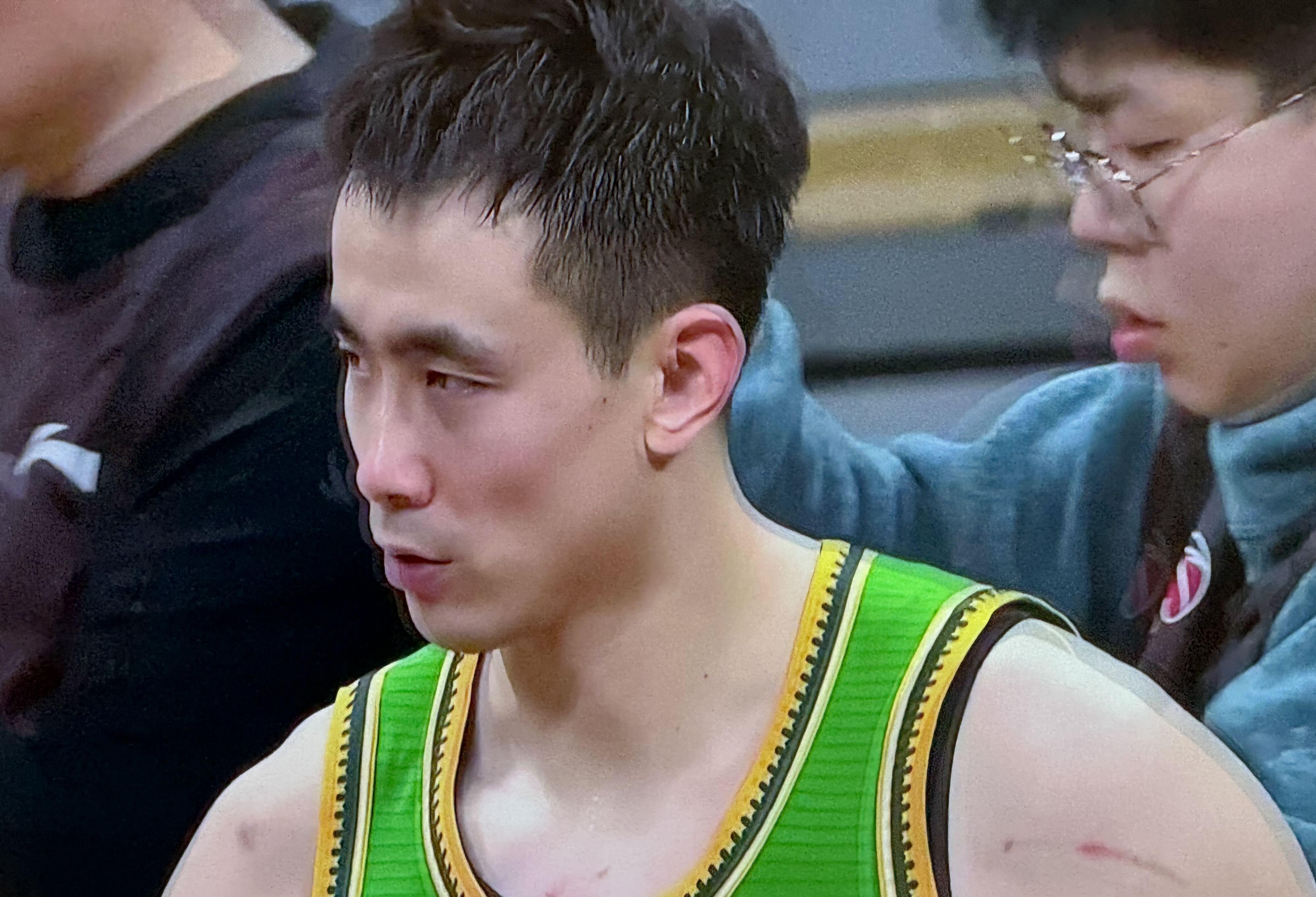 包含赛前辽宁本钢备战NBA常规赛，完成体检细节曝光，球迷炸锅，赛季目标并未改变的词条