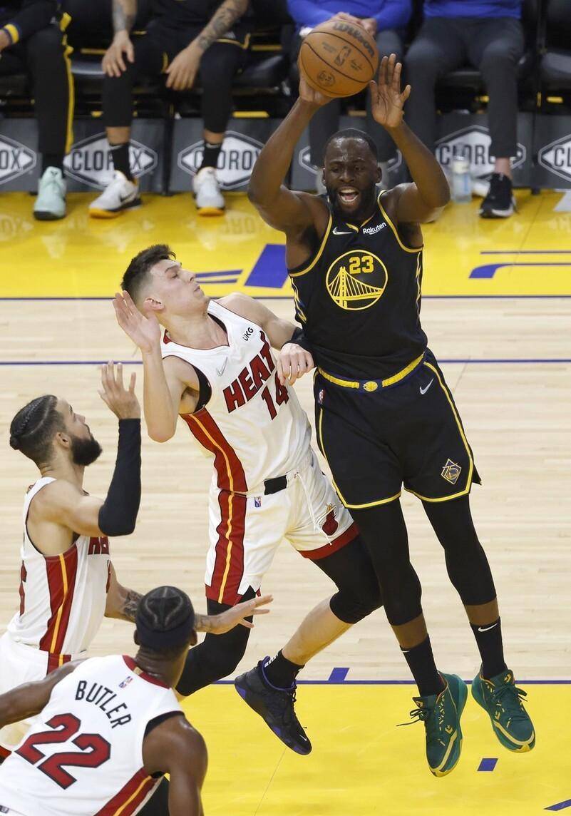 NBA常规赛清晨再迎强敌,莱比锡手感冰凉,主帅态度——话题不断,赛程密集仍需轮换的简单介绍 NBA常规赛清晨再迎强敌,莱比锡手感冰凉,主帅态度——话题不断,赛程密集仍需轮换的简单介绍