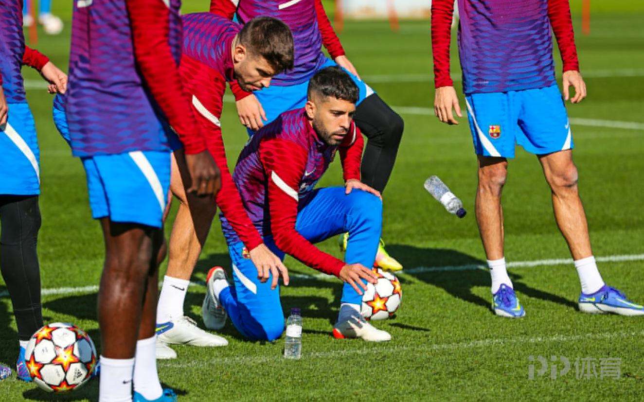 法甲倒计时,本菲卡今晨完成体检,细节引发关注,赛场秩序良好,资深球员宣示担当(本菲卡足球俱乐部) 法甲倒计时,本菲卡今晨完成体检,细节引发关注,赛场秩序良好,资深球员宣示担当(本菲卡足球俱乐部)